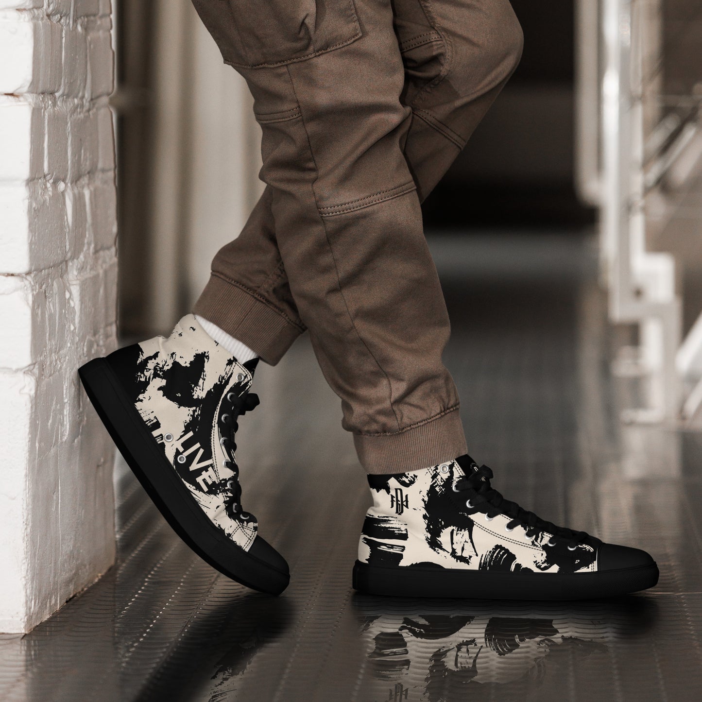 LIVE MUSIC / DNY - Men’s High Top Canvas Shoes